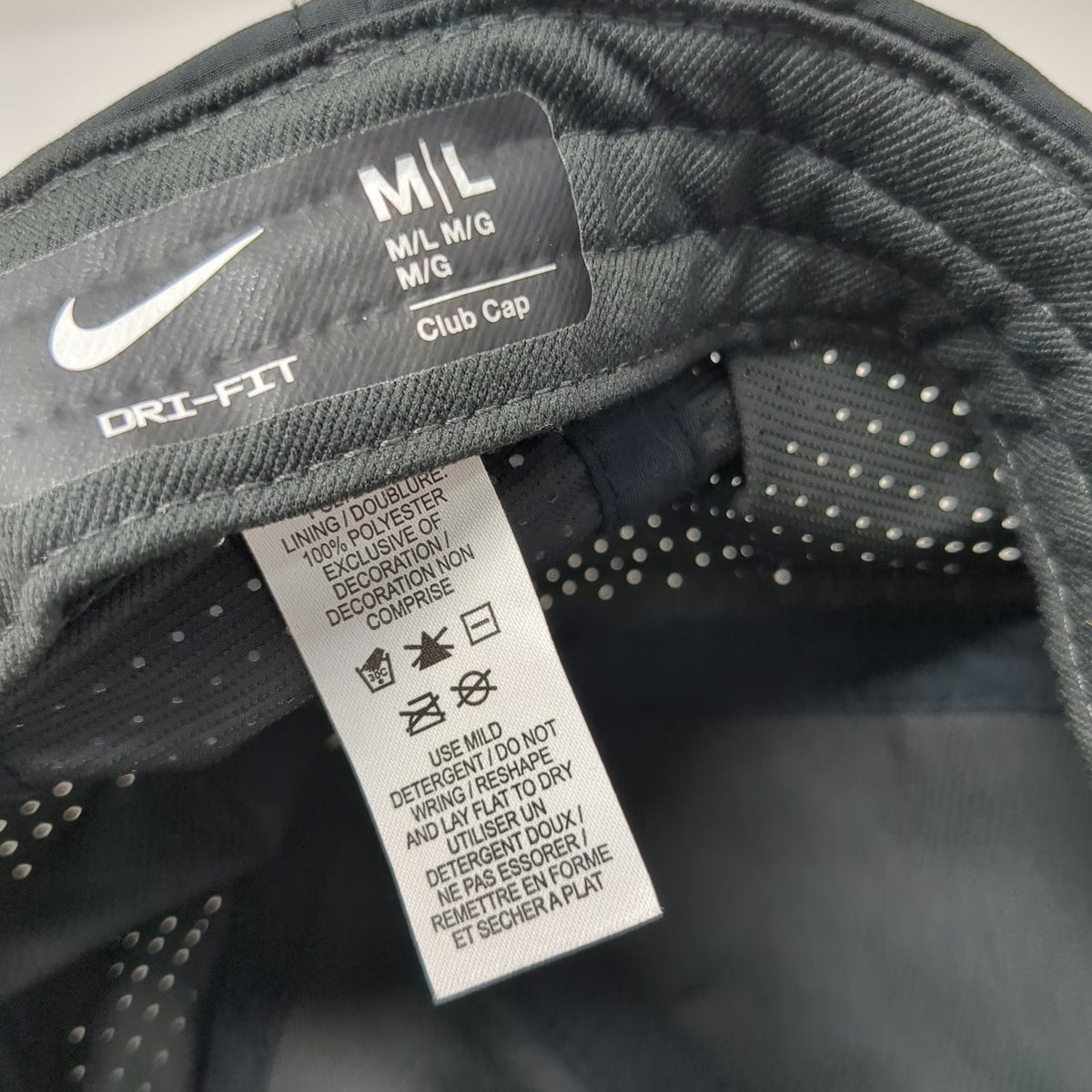 Nike Baseball Cap Black L Dri-FIT Perforated Running Hat Strapback Curved Bill