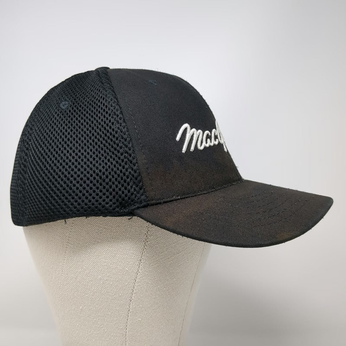 MacGregor Baseball Cap Black XL Fitted Mesh Stretch Fit VIP Golf Hat Performance
