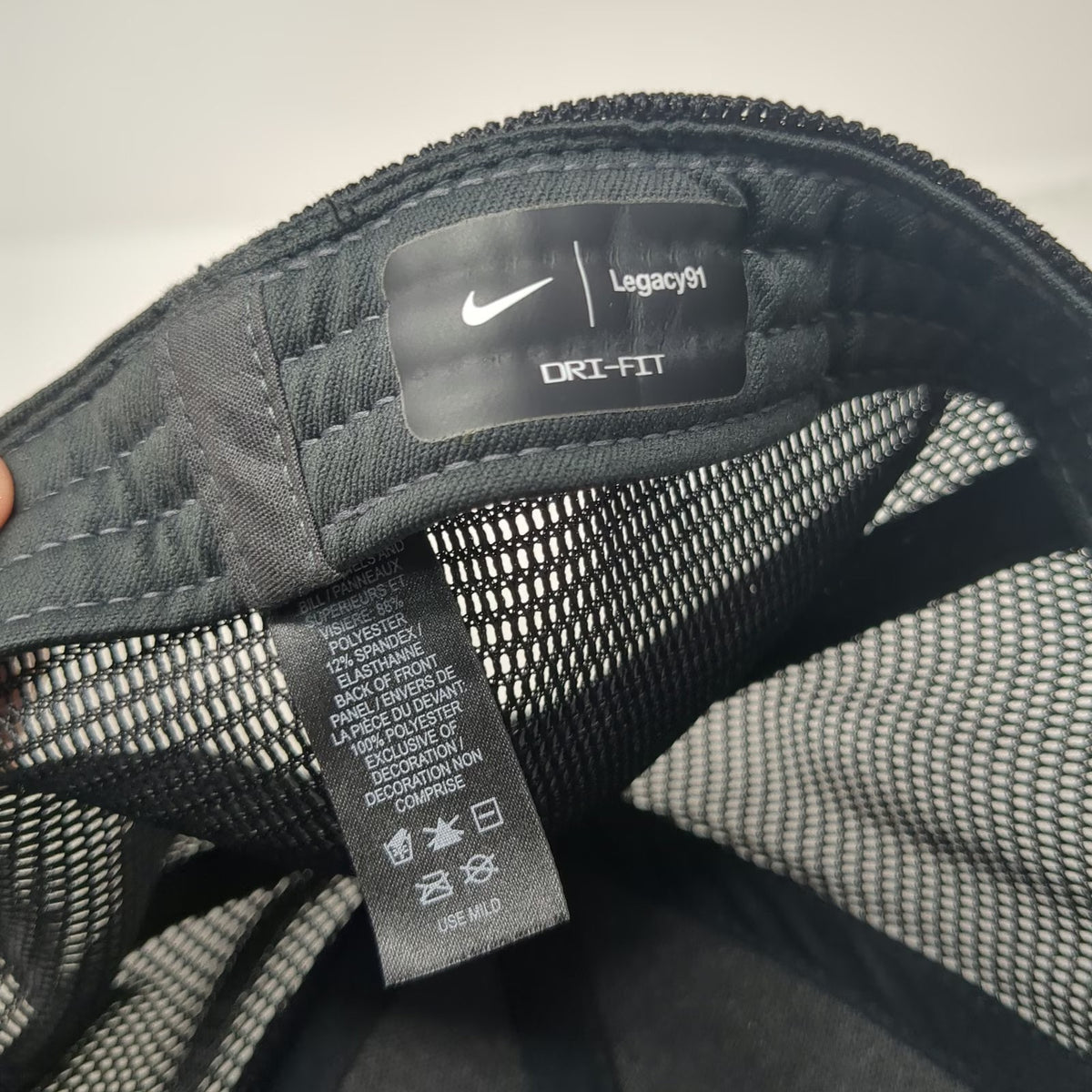 Nike Baseball Cap Black L BluShark Digital Mesh Dri-FIT Legacy91 Stretch Fit Hat