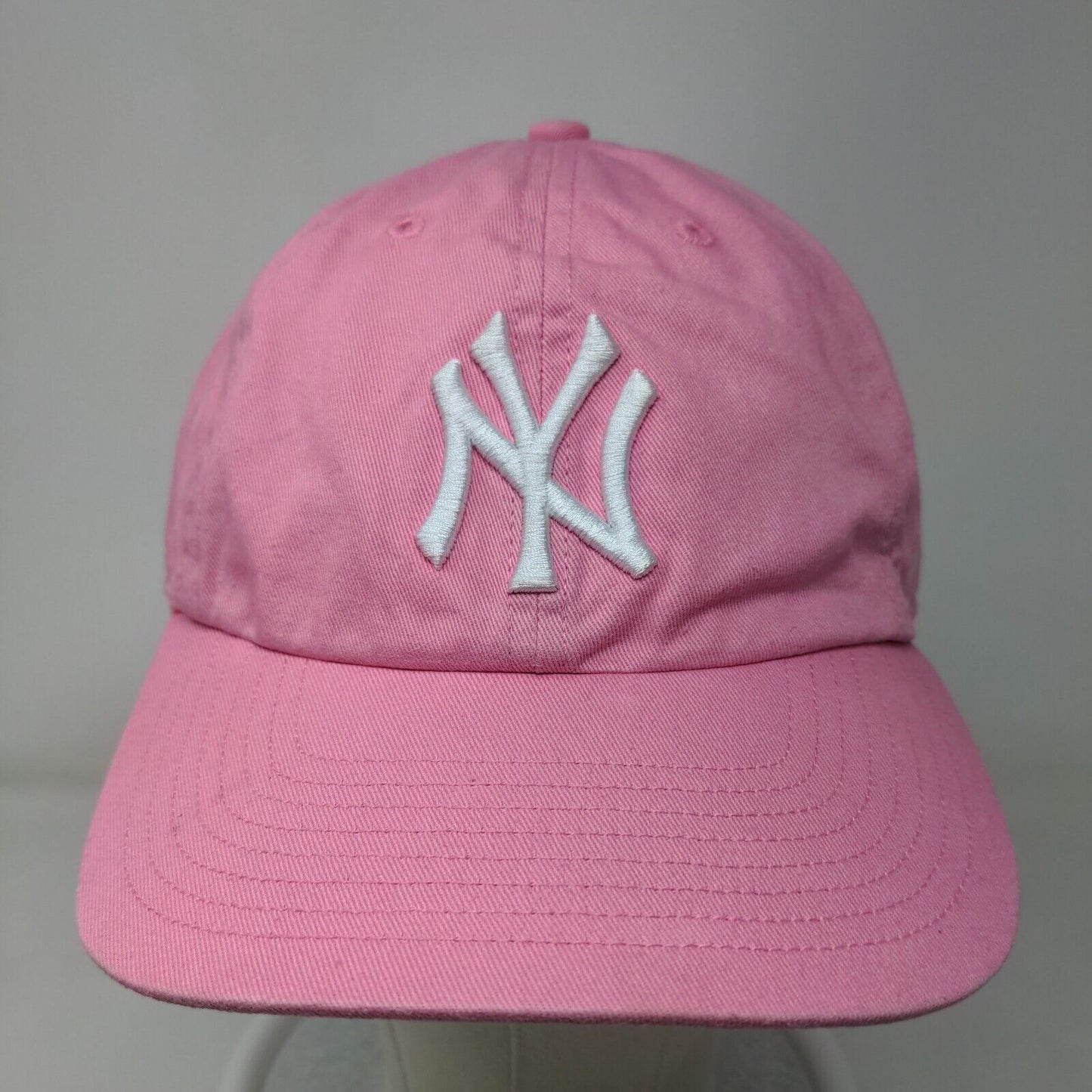 '47 Brand Women's Slideback Hat Pink OSFA Embroidered New York Yankees Logo