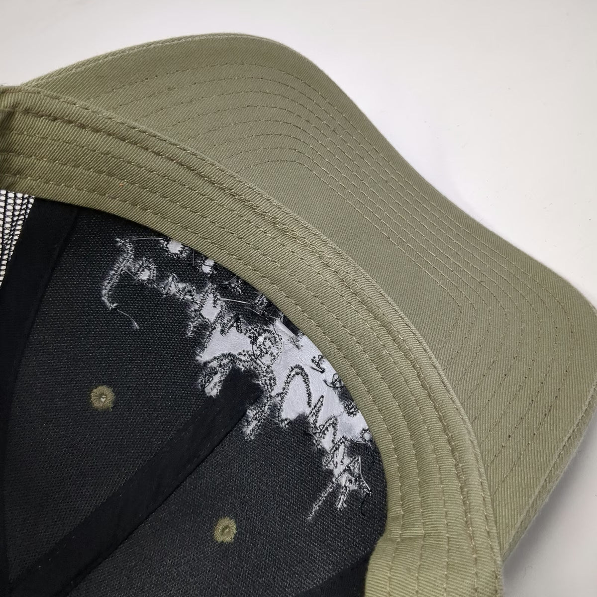 NV CAPS Trucker Hat Green OSFM South Creek Outfitters Buck Deer Mesh Snapback