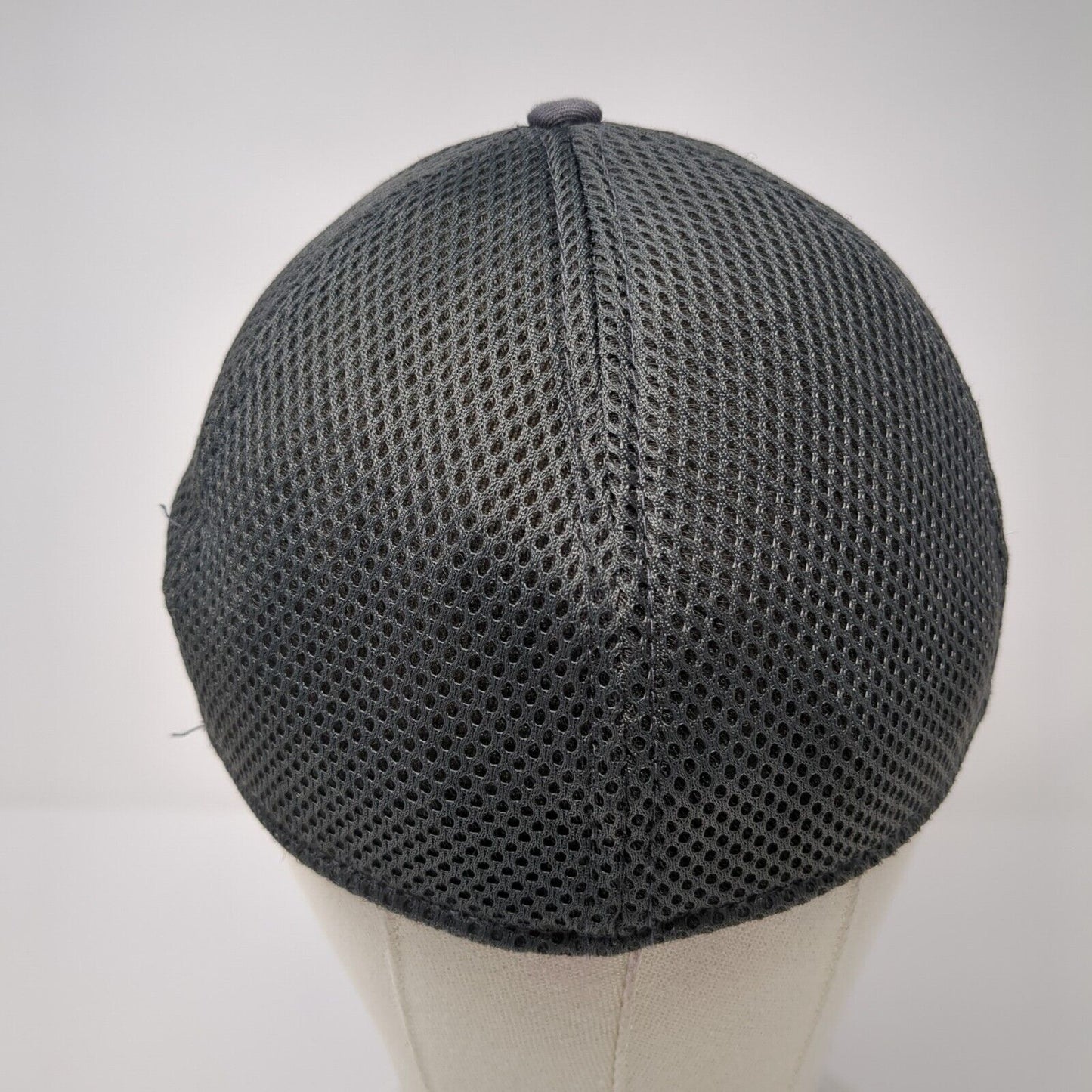 Kahn Steel Fitted Mesh Back Hat Gray M/L Stretch New Era 39Thirty