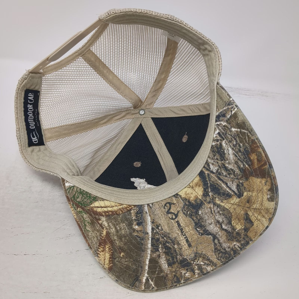 Outdoor Cap Mack Trucks Trucker Hat Green XL Mesh Snapback Realtree Camo McMahon