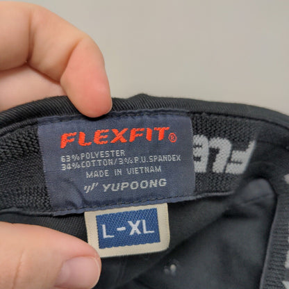 Flexfit Men's Fitted Hat Black Size L-XL Embroidered Acana Logo Maple Leaf