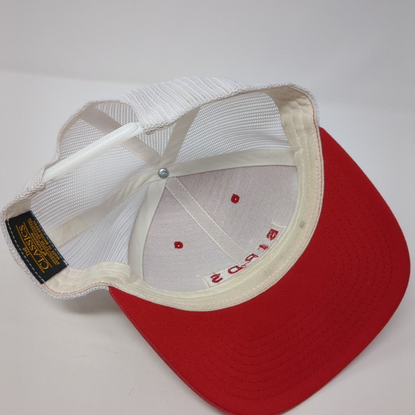 Birds Snapback Mesh Back Trucker Hat Red One Size The Classics Yupoong