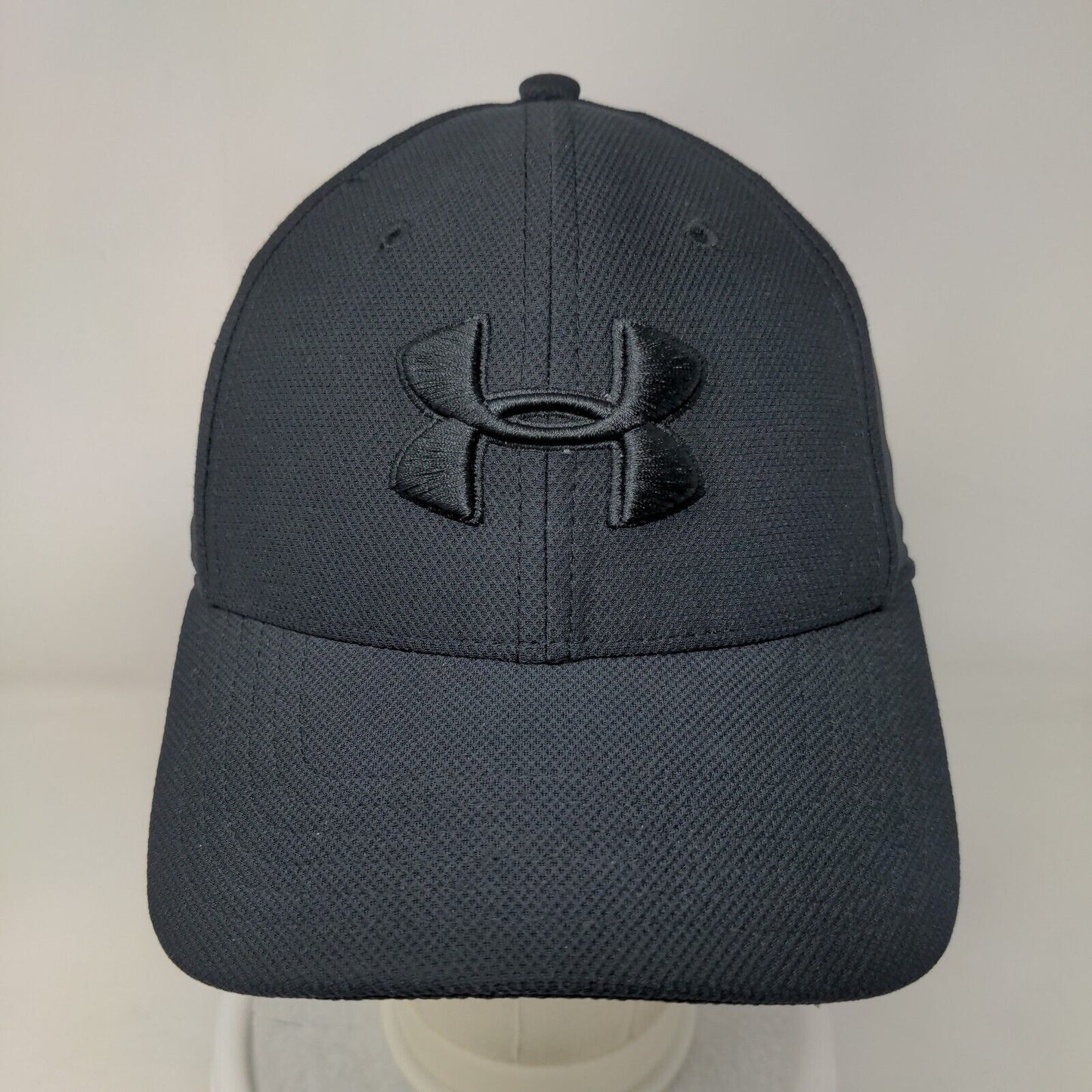Under Armour Blitzing Fitted Hat Black M/L UA Classic Fit Embroidered