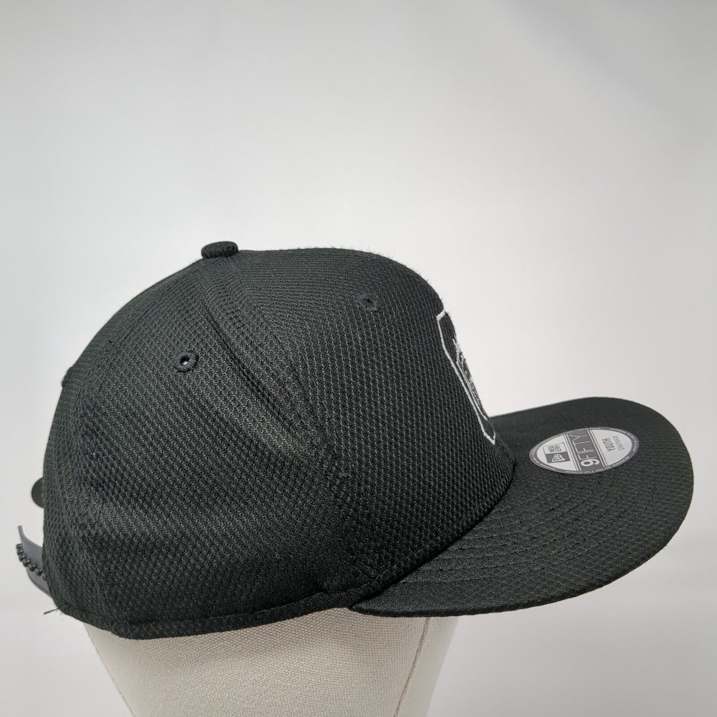Lion Face Youth Snapback Hat Black OS Adjustable Embroidered 9Fifty New Era
