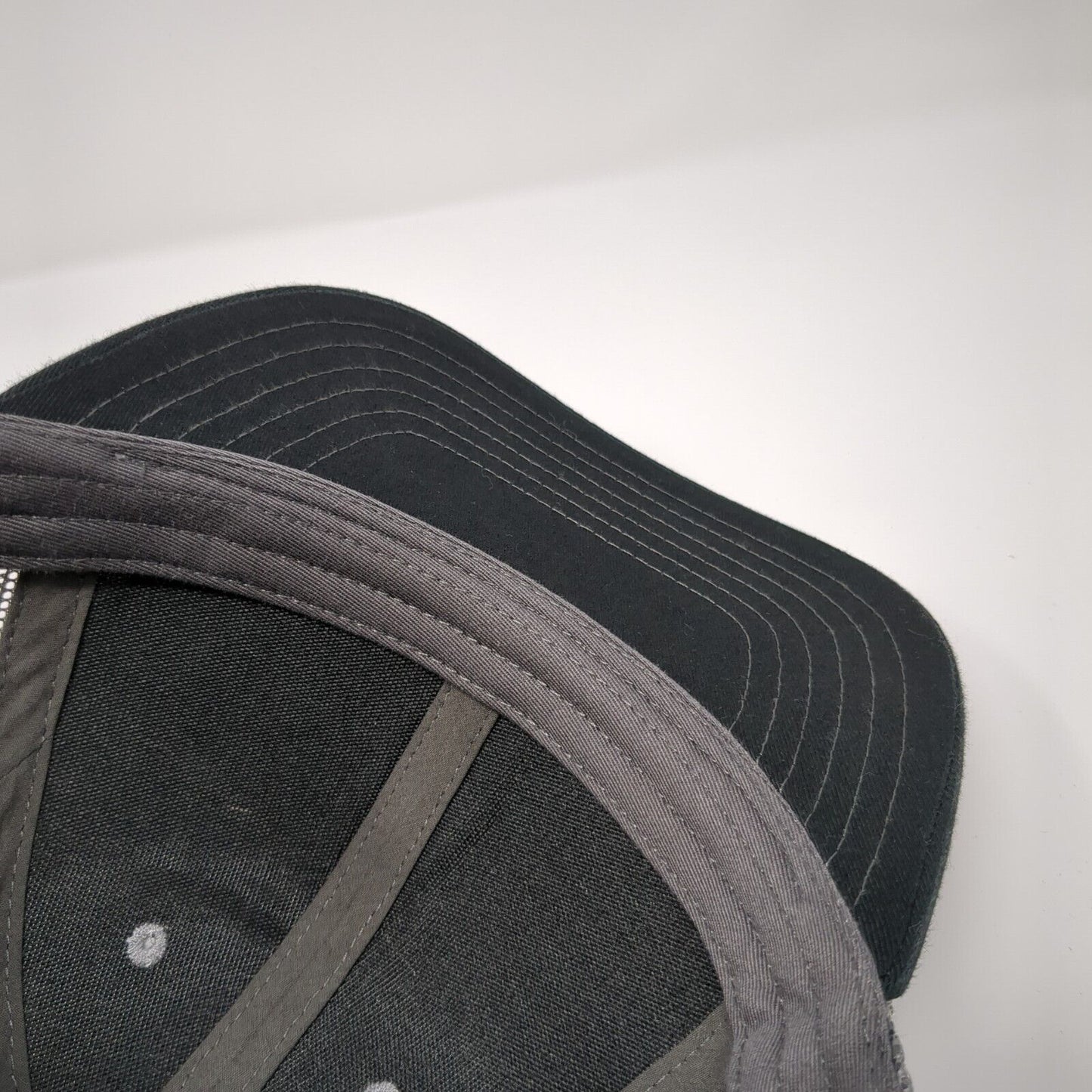 La La La I'm Not Listening My Mom Thinks I'm Special Trucker Hat Gray OS Otto