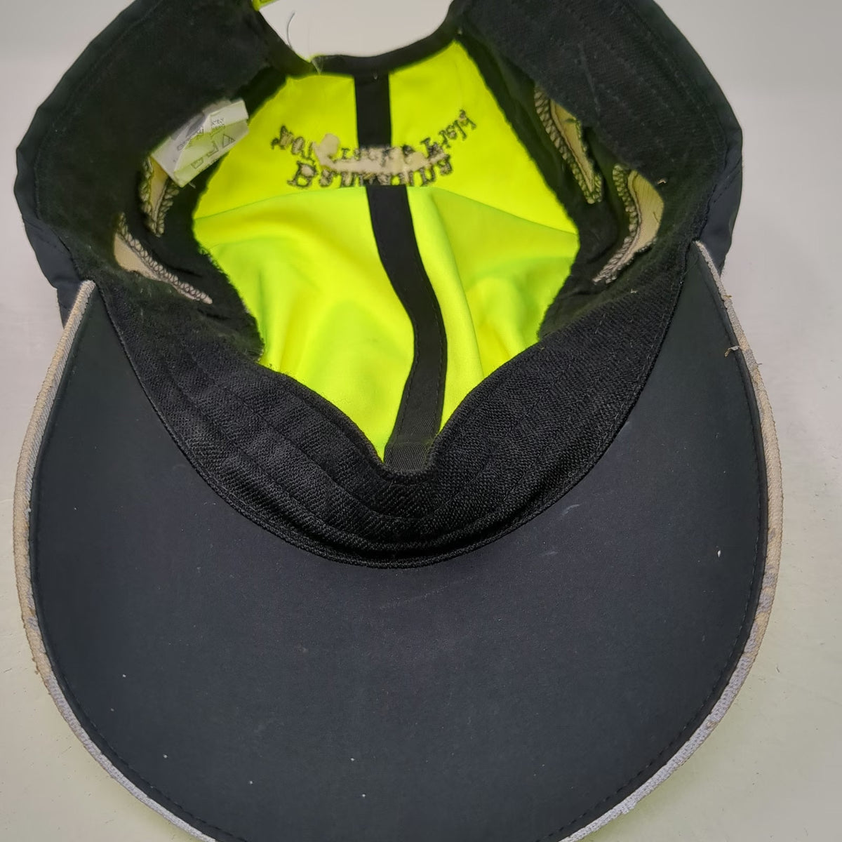 Brooks Baseball Cap Green One Size Nightlife Track Reflective Safety Light Hat