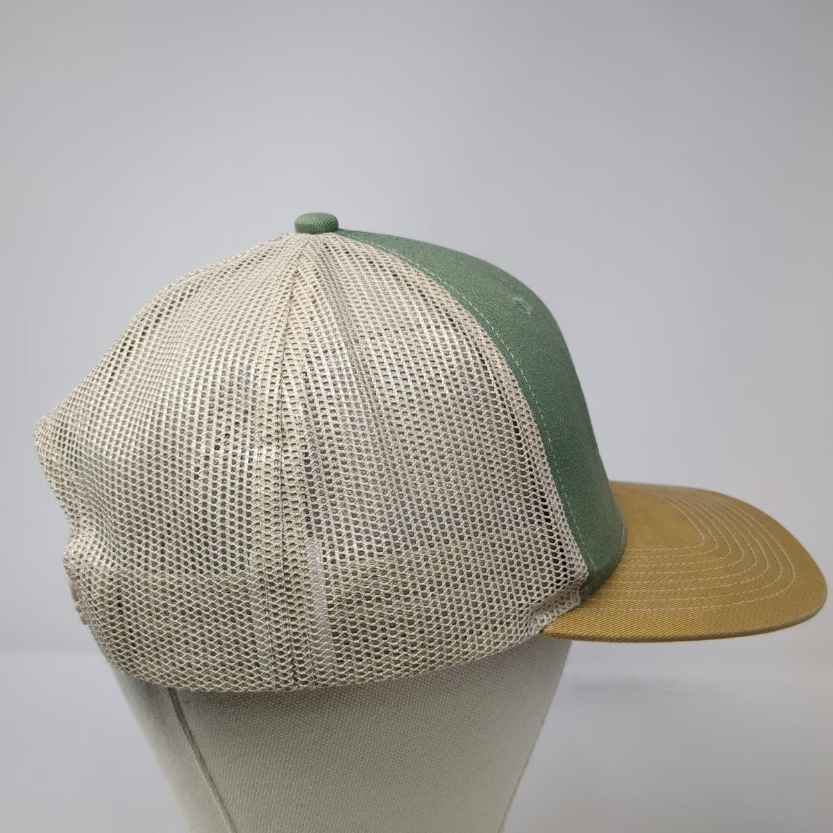 Outdoor Cap Chincoteague Island Crab Trucker Hat One Size Green Yellow Snapback