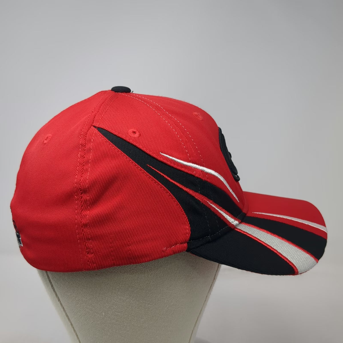 Reebok Georgia Bulldogs NCAA Hat Red Black White OSFM Grandpa Heisman Stretch
