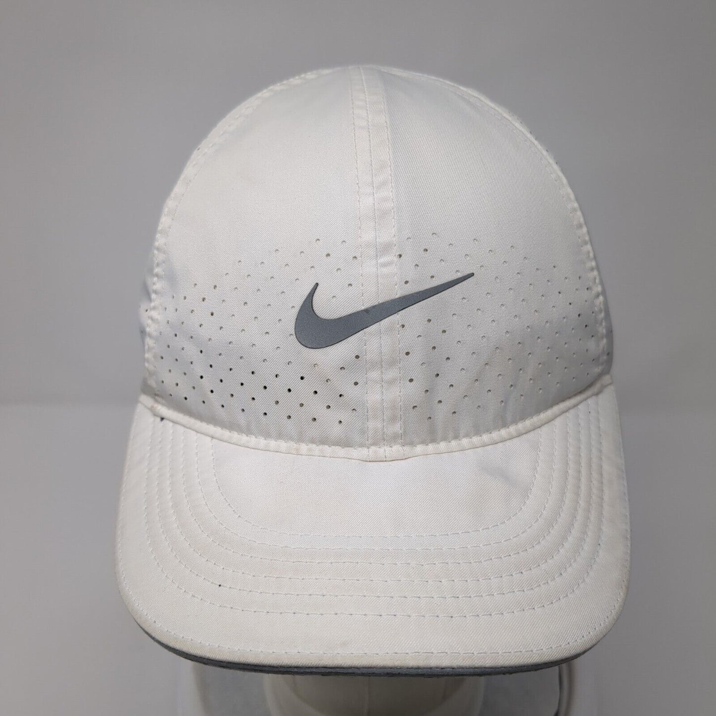 Nike Strapback Hat White One Size Adjustable Featherlight Dri-Fit Polyester