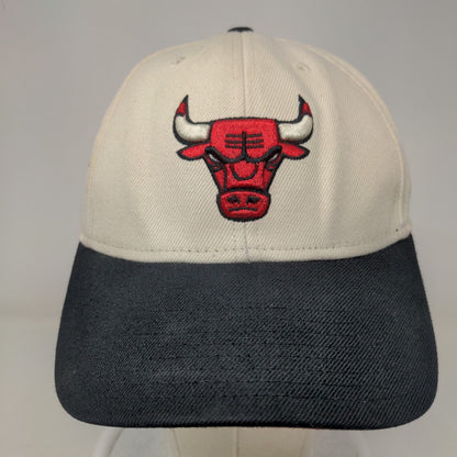 '47 Brand Men's Strapback Hat Tan OSFA Embroidered Chicago Bulls 75 Logo