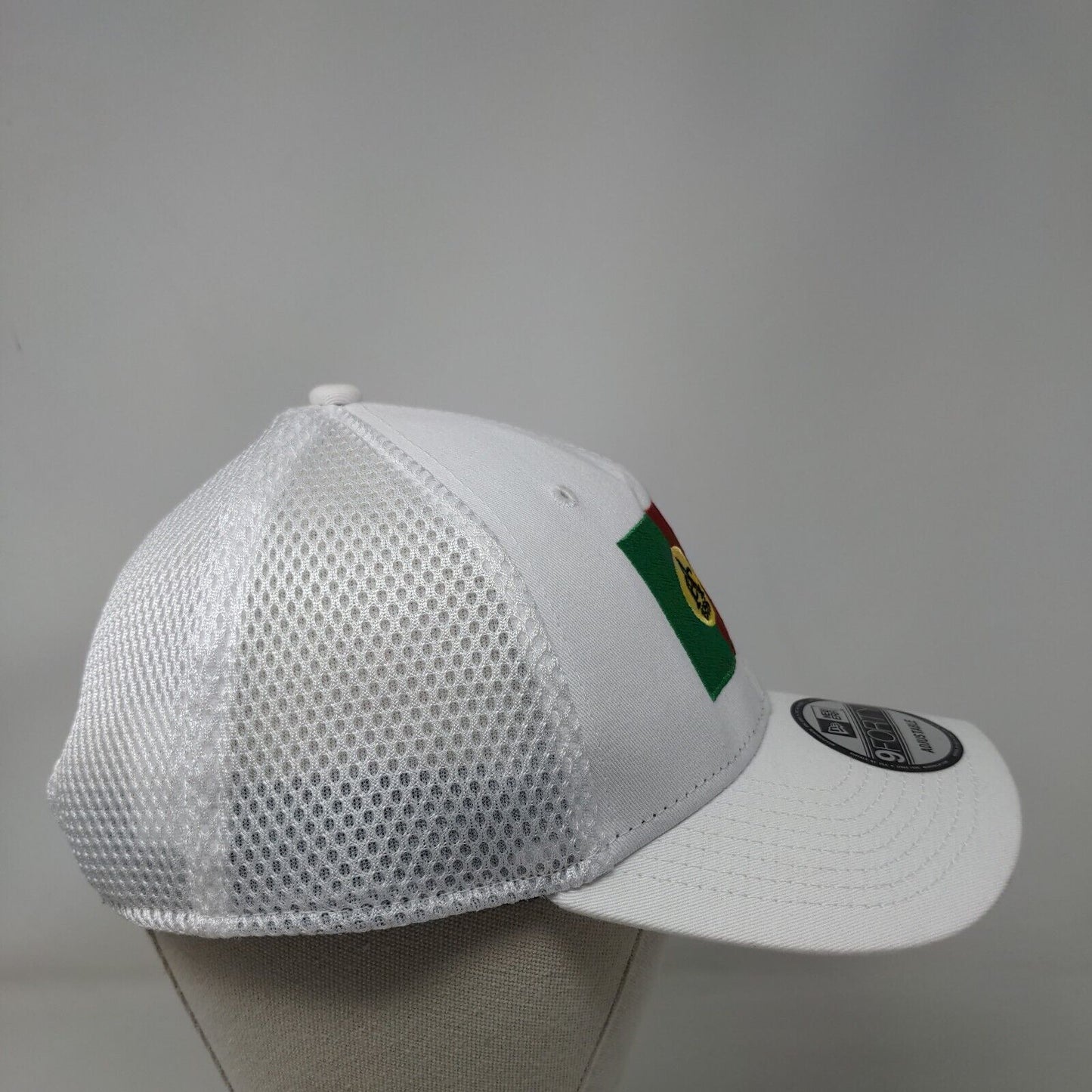 New Era Snapback Hat White OSFM Embroidered Mesh Adjustable 9Forty