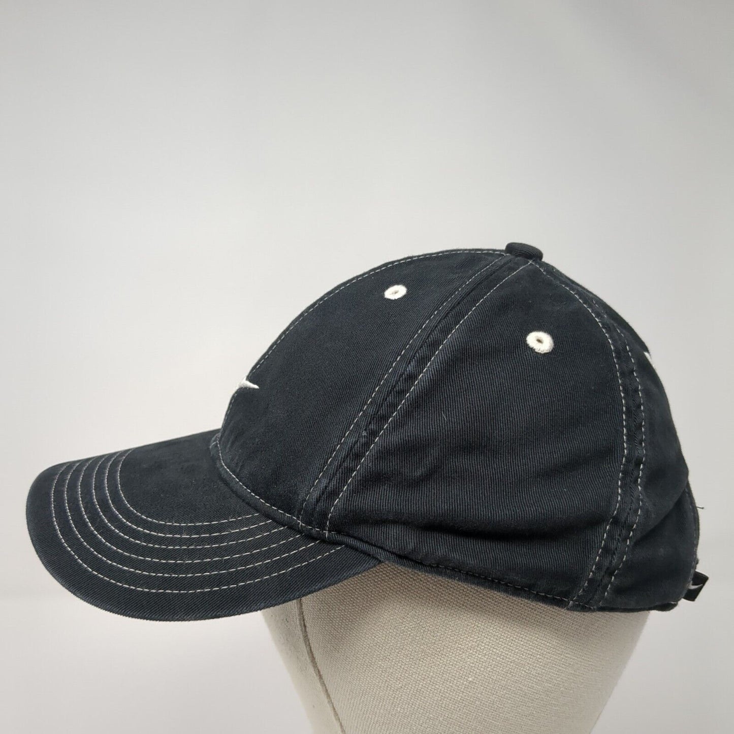 Nike Slideback Hat Black One Size Adjustable Embroidered Swoosh 6 Panel Cotton