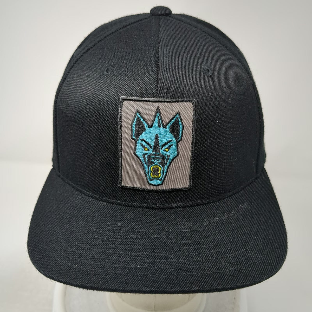 Yupoong Snapback Black Hat One Size Blue Hyena Patch Flexfit 110 Structured Cap