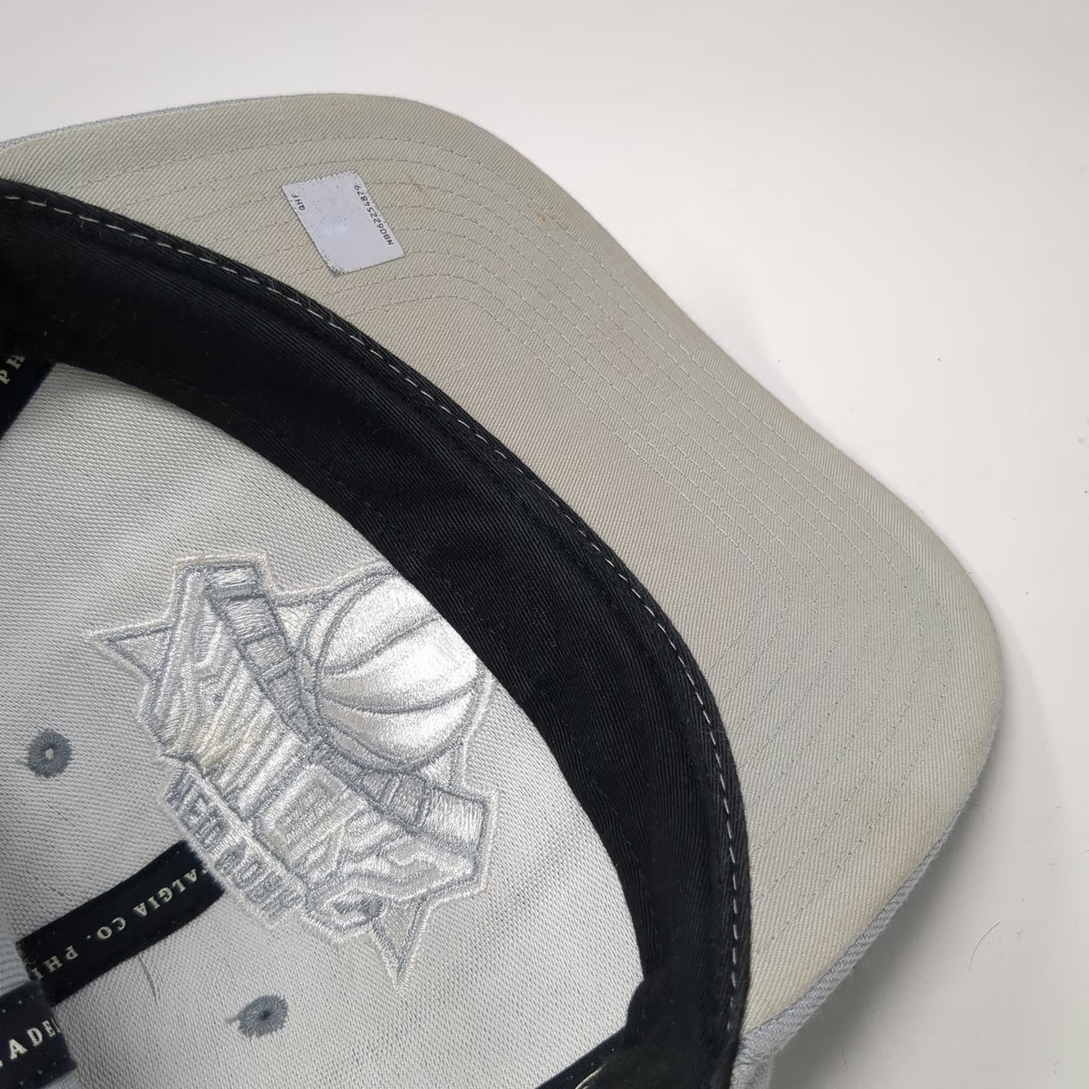 Mitchell & Ness NBA New York Knicks Snapback Hat Gray White One Size Embroidered