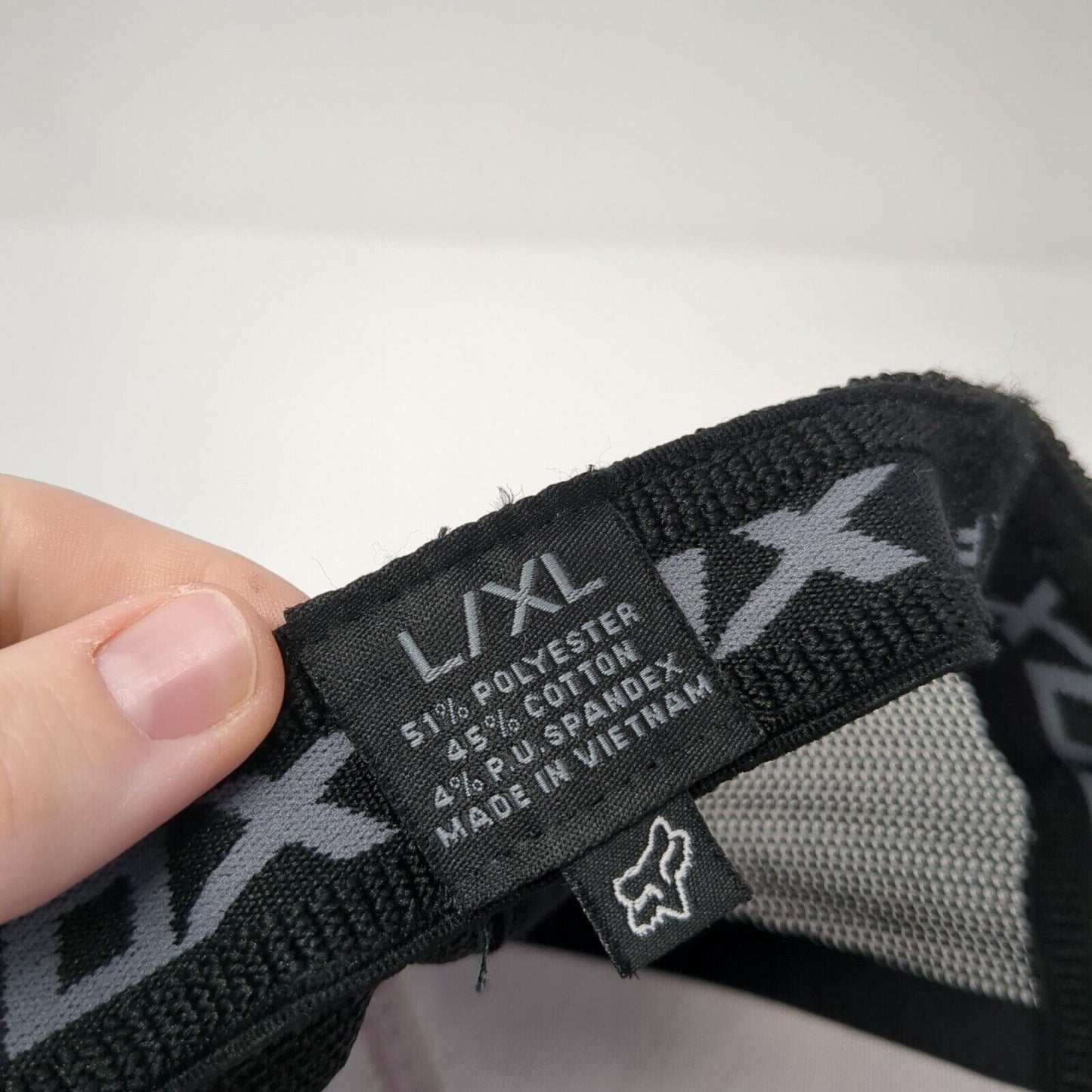 Fox Fitted Mesh Back Trucker Hat Red L/XL Stretch Flexfit Colorblock