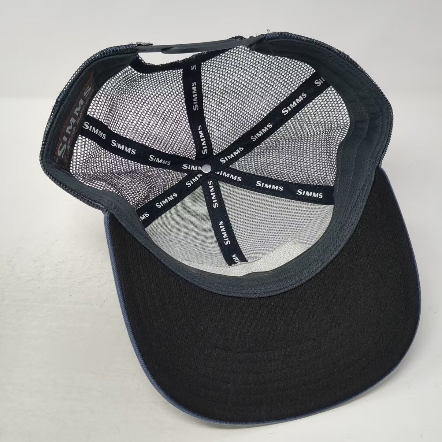 Simms Trucker Hat Gray One Size Mesh Snapback Fishing Logo Patch Adjustable
