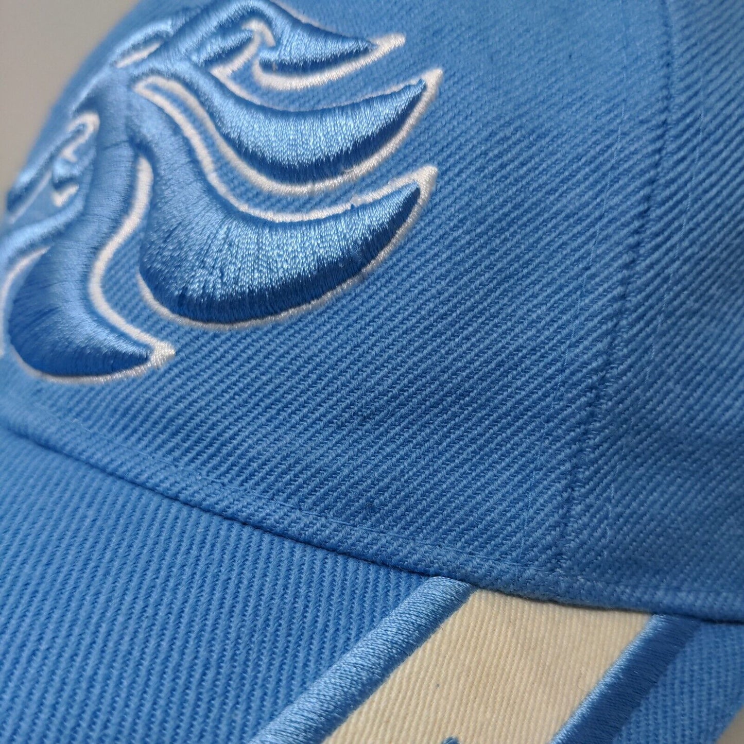 Leones Snapback Mesh Back Hat Blue Embroidered Logo Adjustable