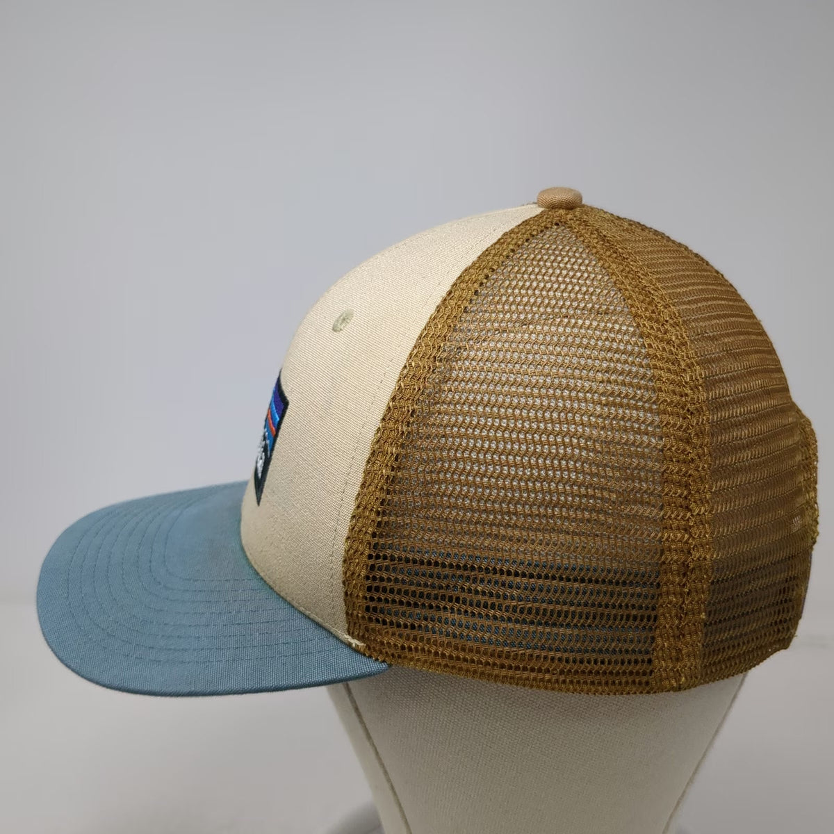 Patagonia Trucker Hat Beige Blue Brown One Size Mesh Snapback P-6 Logo