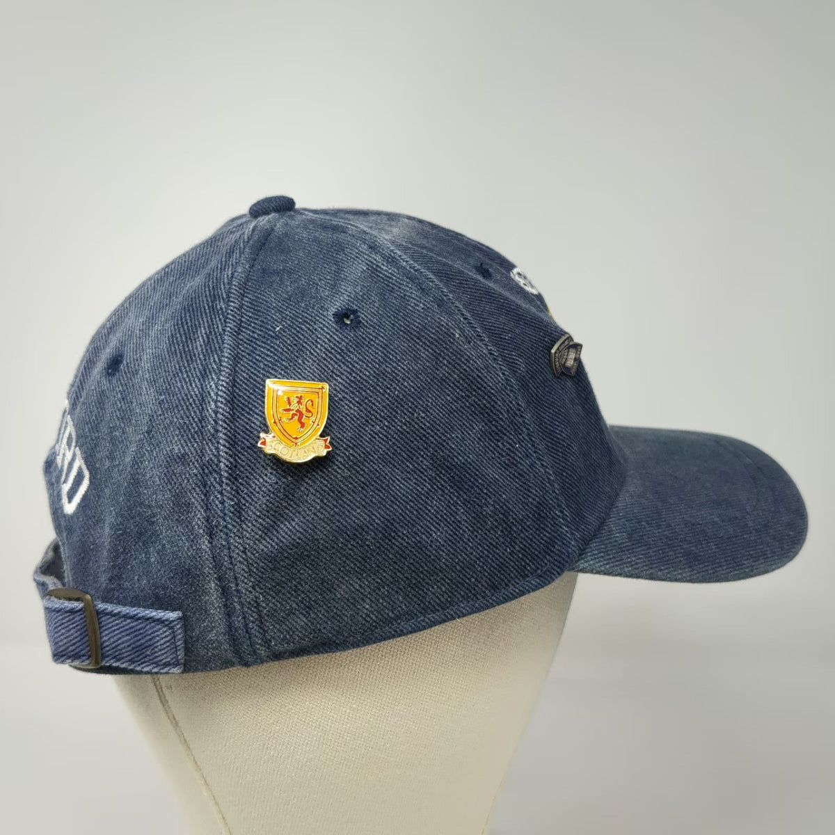 The Fellows Oxford University Blue One Size Baseball Cap Travel Pins Crest Hat