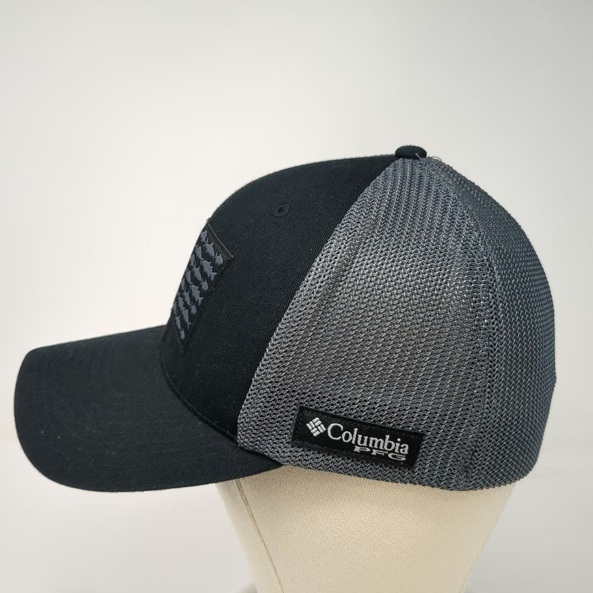 Columbia Baseball Cap Black S Fitted Mesh Back PFG Performance Tuna Flag Hat