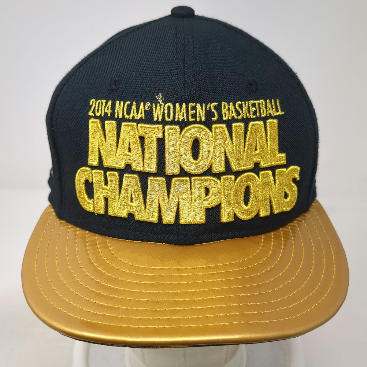 Nike UConn Huskies NCAA Snapback Black Gold One Size 2014 National Champions Hat