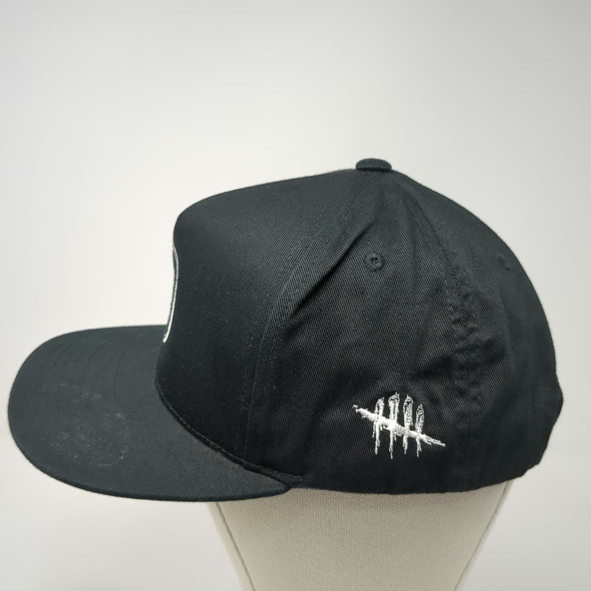 Yupoong 5 Panel Hat Black One Size Dead by Daylight Logo Snapback Flat Brim
