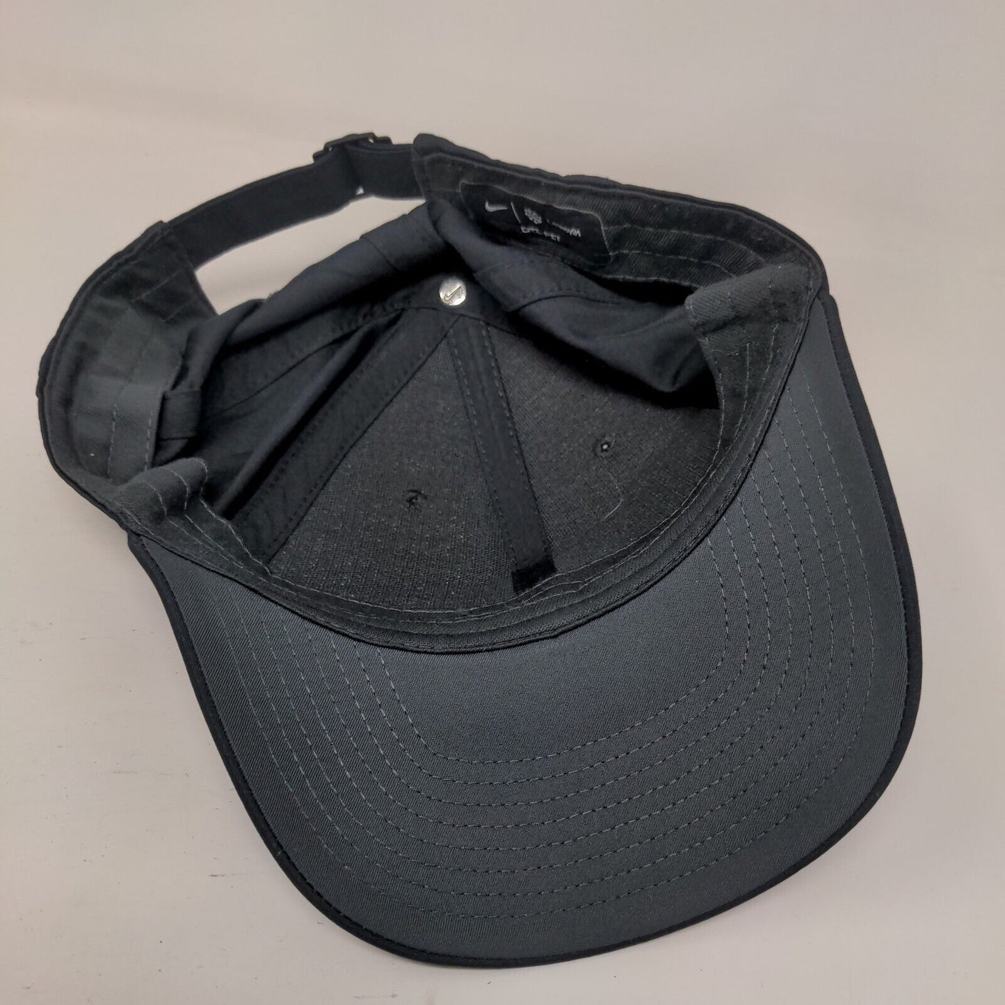 Nike Slideback Hat Black OSFM Adjustable Swoosh Embroidered Legacy 91