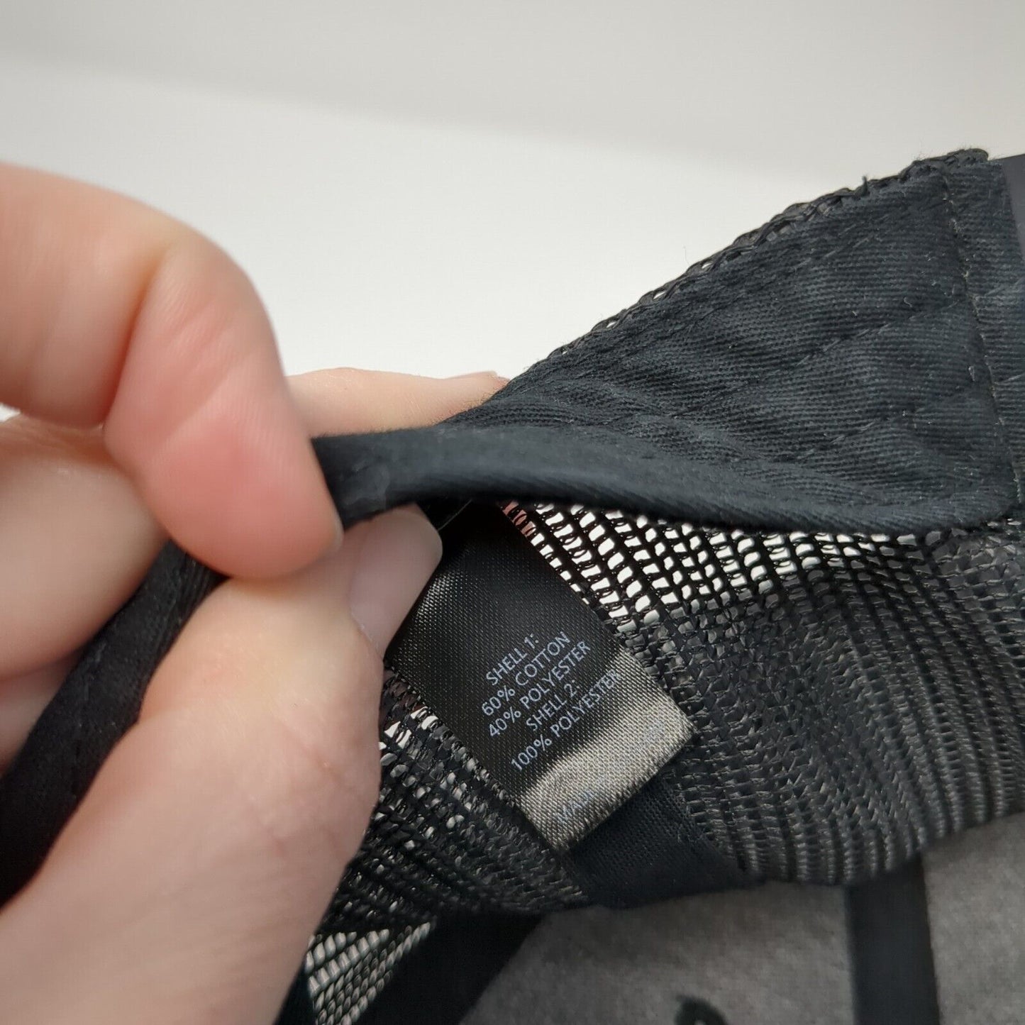 Letter T Logo Snapback Trucker Hat Black M/L Mesh Back Embroidered