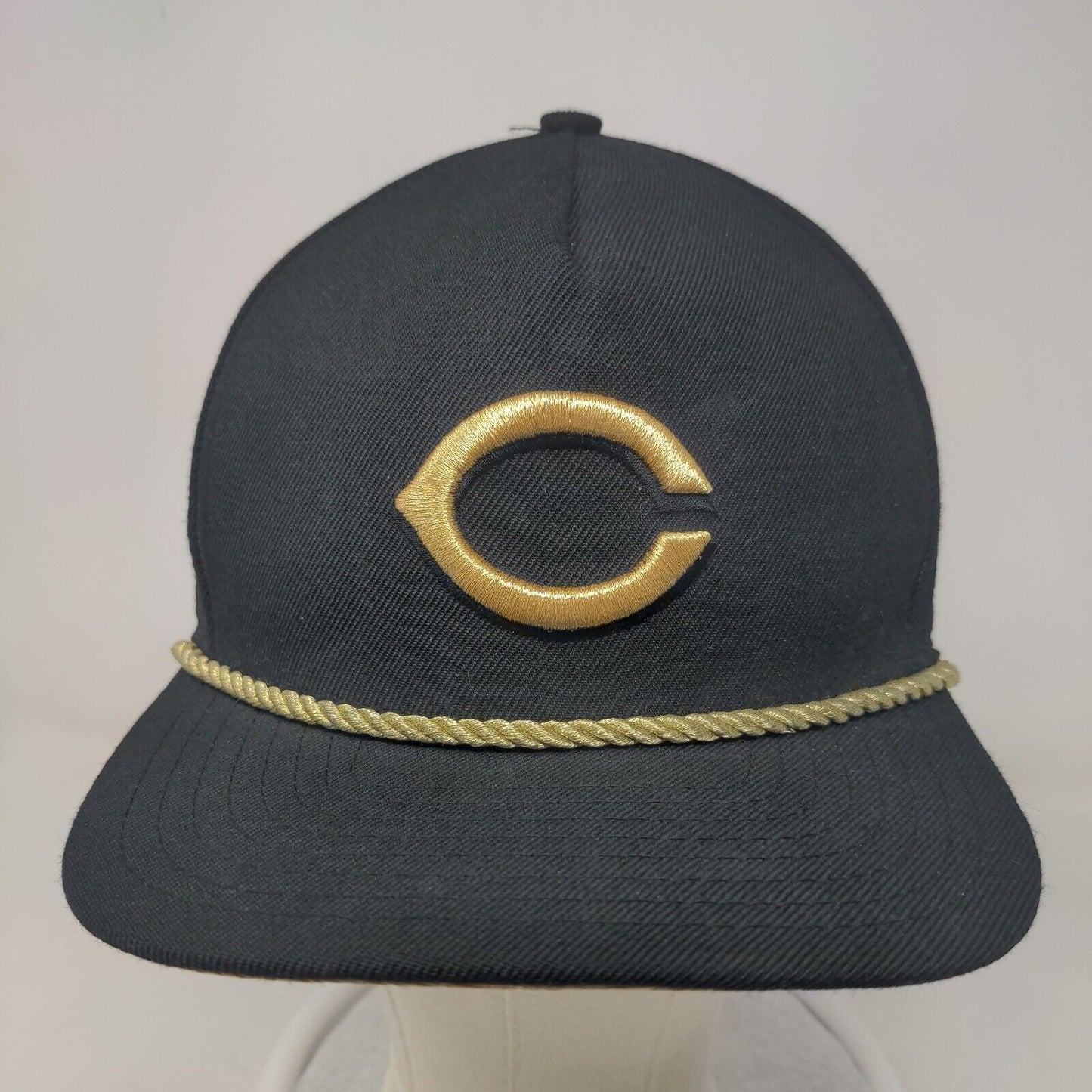 New Era Fitted Hat Cincinnati Reds Fitted Hat Size 7 1/4 Gold Black Embroidered