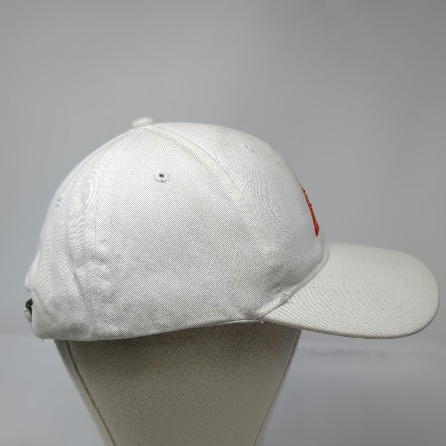 Fahrenheit Fashion Headwear Baseball Cap White One Size Sika Logo Slideback hat