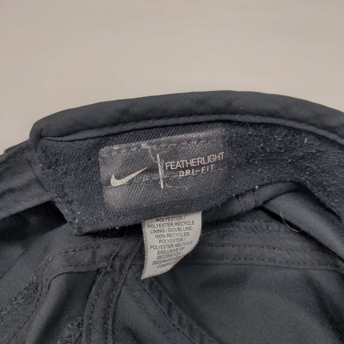Nike Swoosh Dri-Fit Strapback Hat Black OSFM Adjustable Featherlight