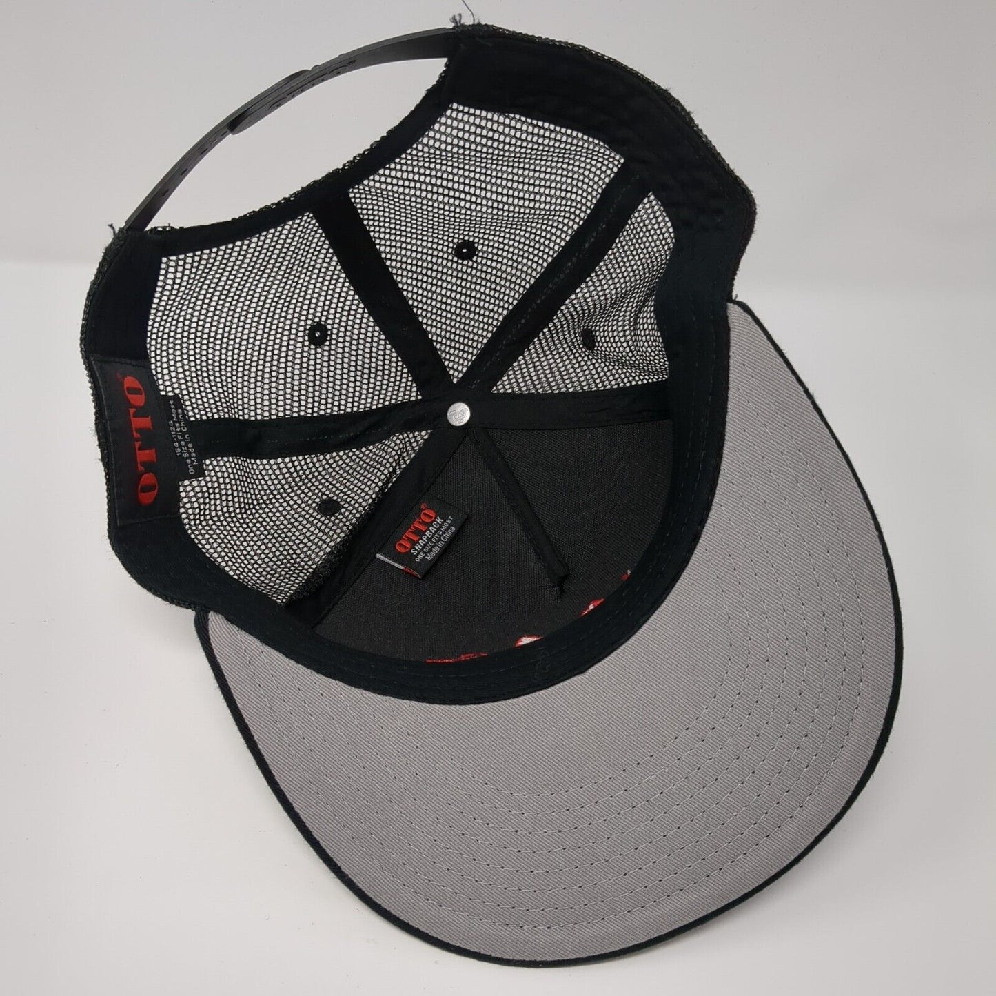 Otto Snapback Trucker Hat Black OSFM Adjustable Embroidered Mesh Back 6 Panel