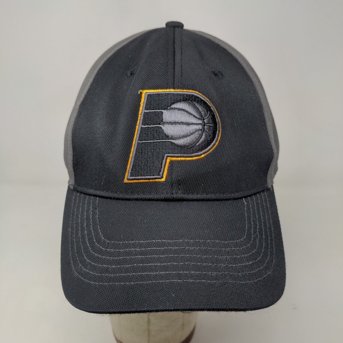 Fan Favorite Men's Strapback Hat Black Gray Size OSFA Embroidered Indiana Pacers