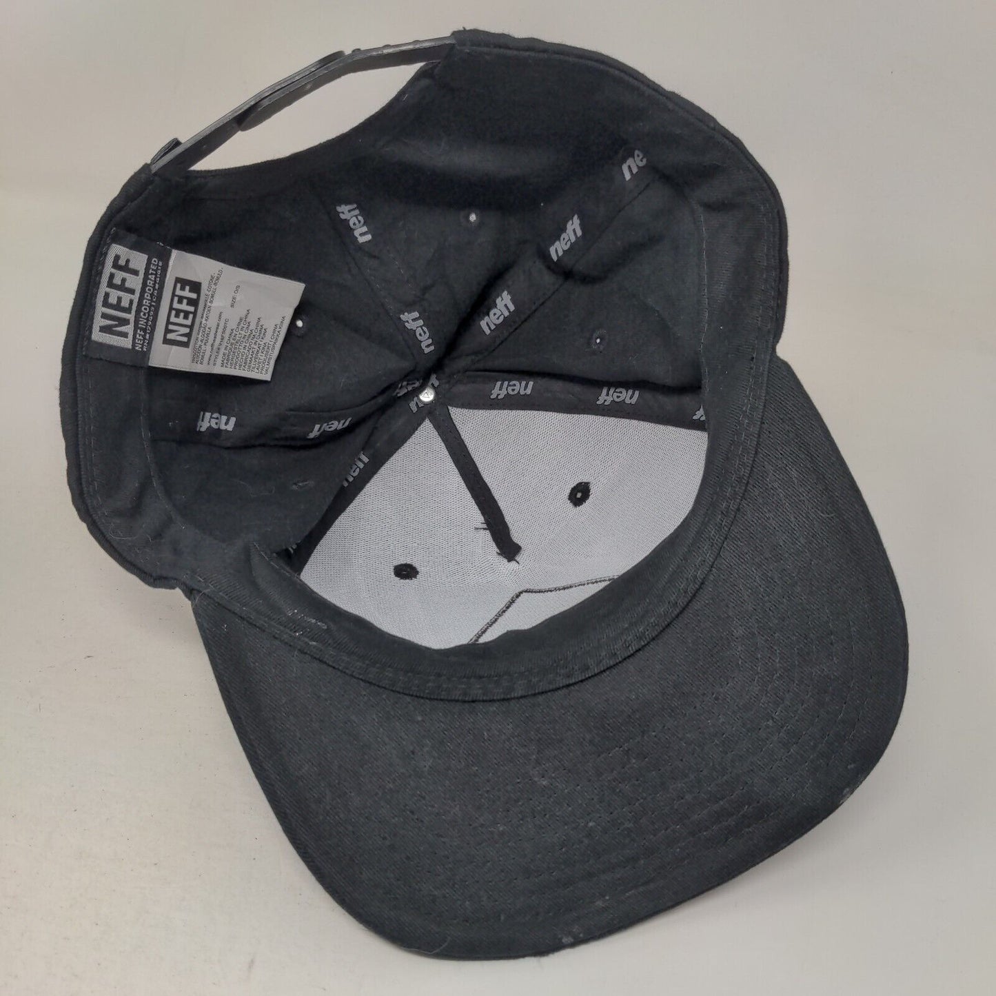 Neff Patch Snapback Hat Black One Size Adjustable Solid Vent Holes