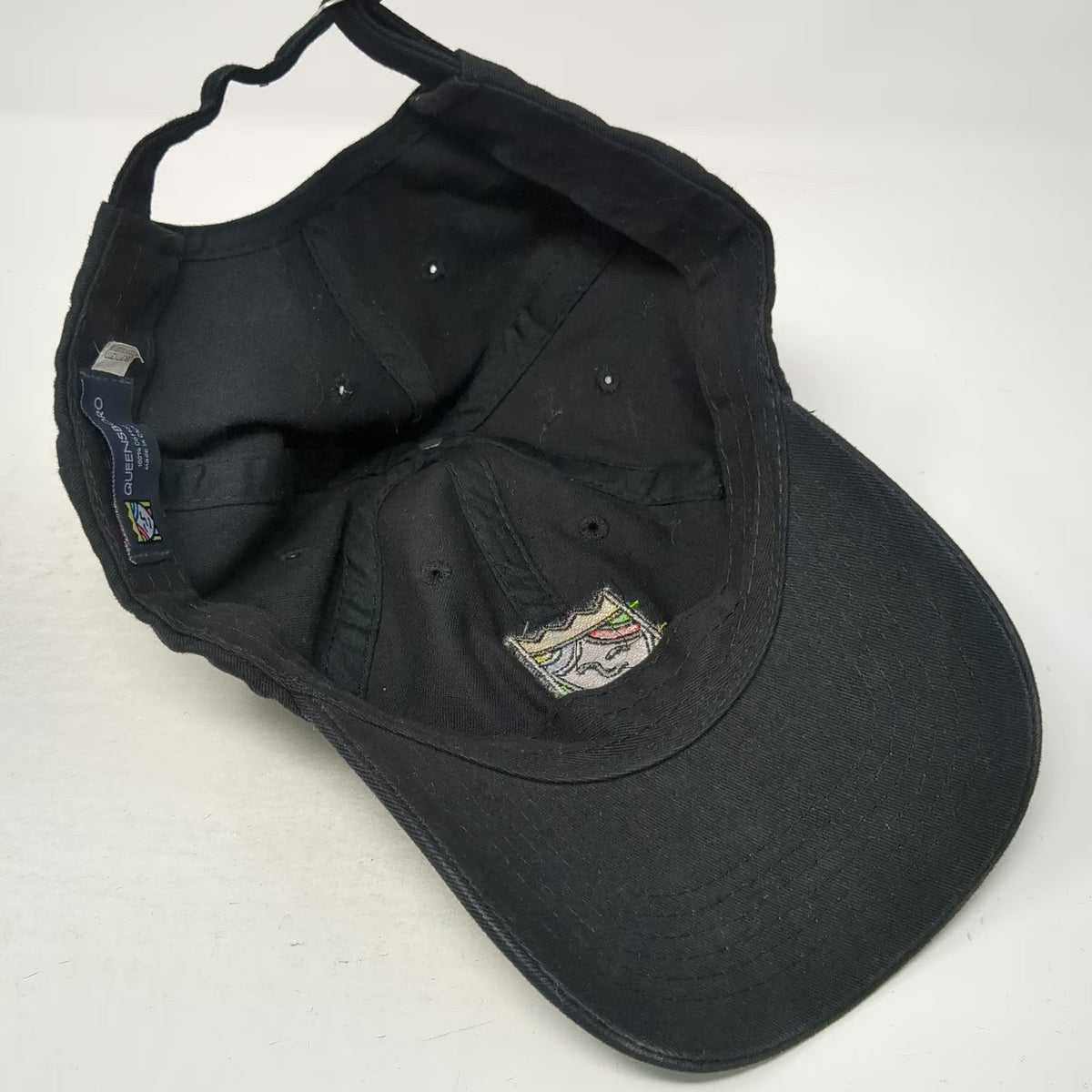 Queensboro Baseball Cap Black One Size Trust The Queen Logo Slideback Hat