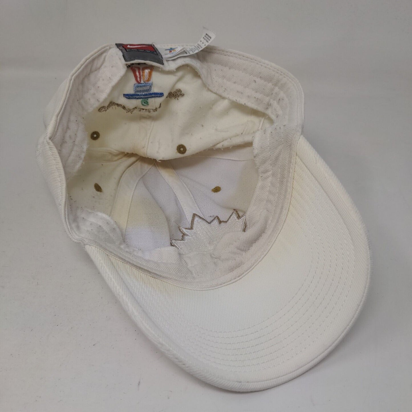 Nike Vancouver Olympics 2010 Men's Fitted Hat White L-XL Canada Signed Autograph