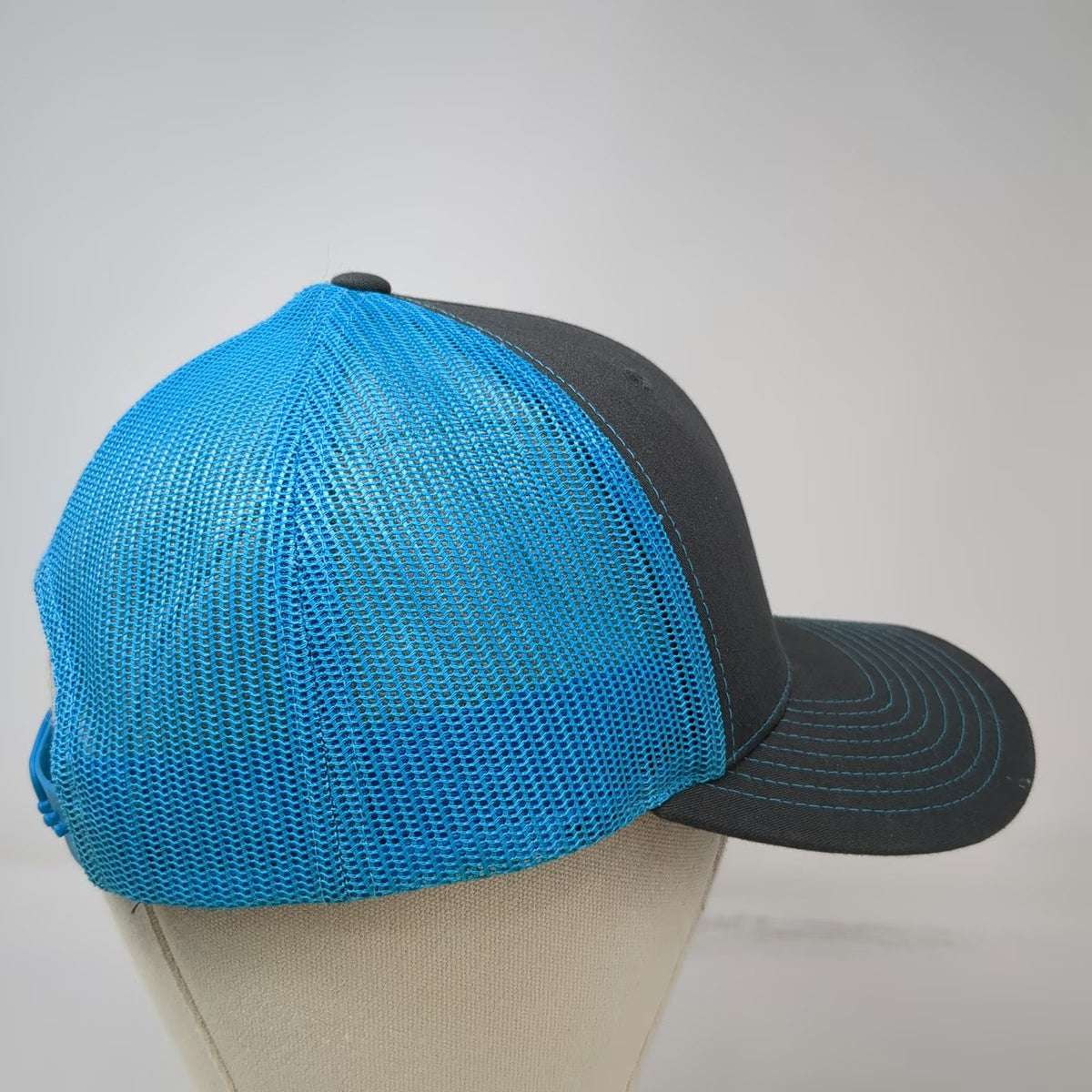 Richardson Trucker Hat Gray Blue One Size Mesh Back Snapback Autographed 405