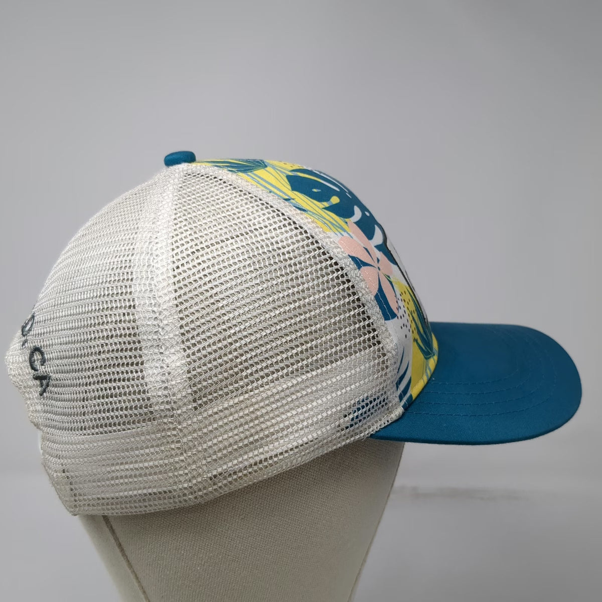 Boco Gear Trucker Hat Blue White One Size Carlsbad Marathon Tropical Floral Hat