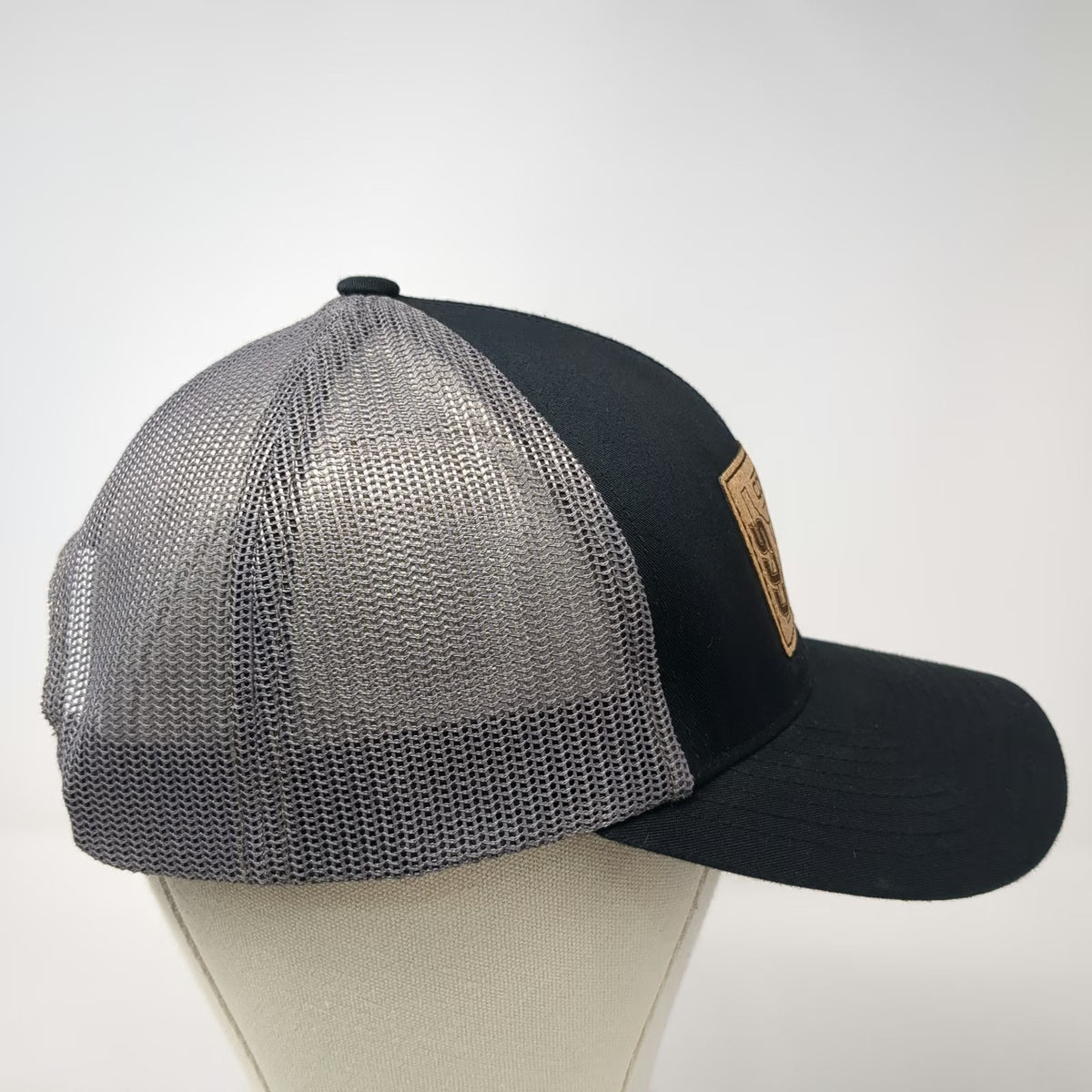 Pacific Headwear Trucker Hat Black Gray One Size Snapback Mesh Concrete Cutting