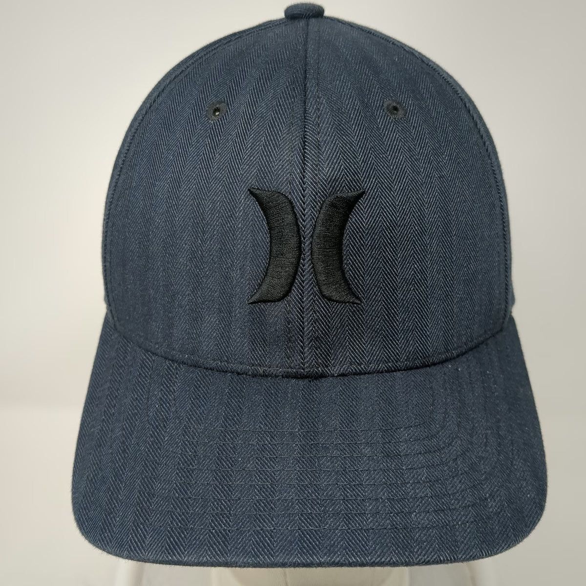 Hurley Baseball Cap Blue M Herringbone Flexfit Embroidered Logo Curved Brim Hat