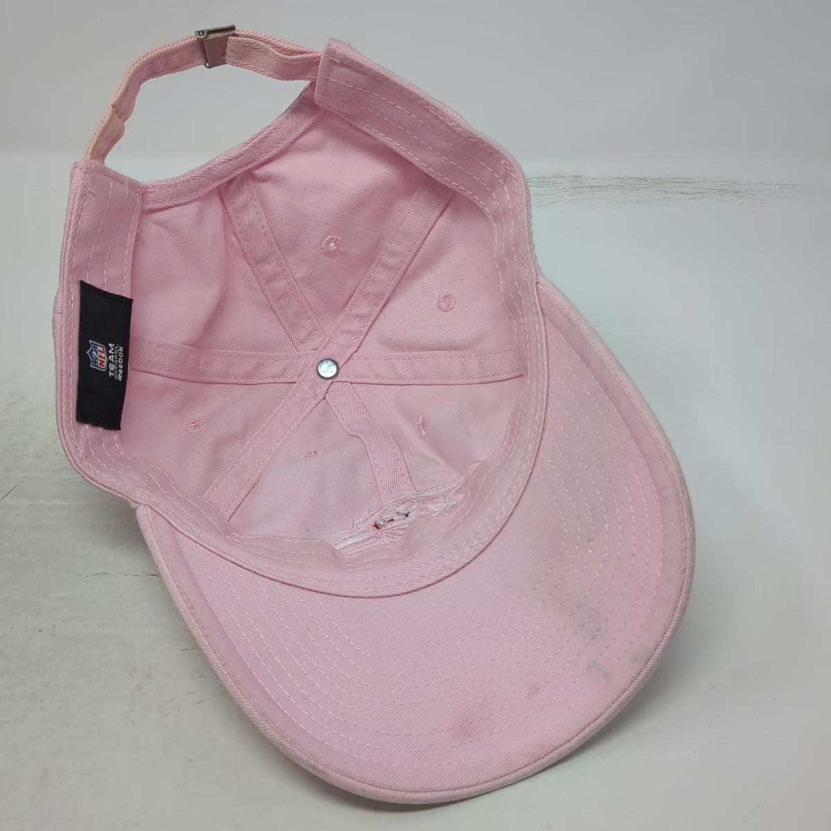 Reebok NFL Baltimore Ravens Pink One Size Cap Slideback Embroidered Cotton Hat