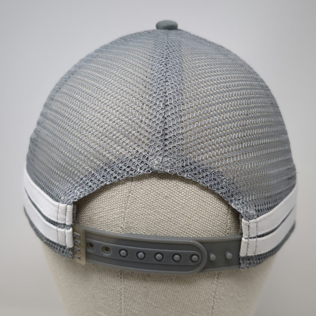 Roxy Trucker Hat Gray White One Size California Sunset Mesh Back Snapback