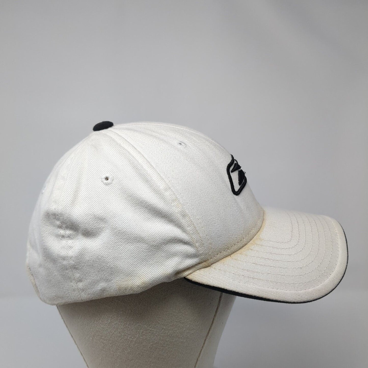 Reebok Strapback Hat White One Size Adjustable Embroidered 6 Panel Cotton
