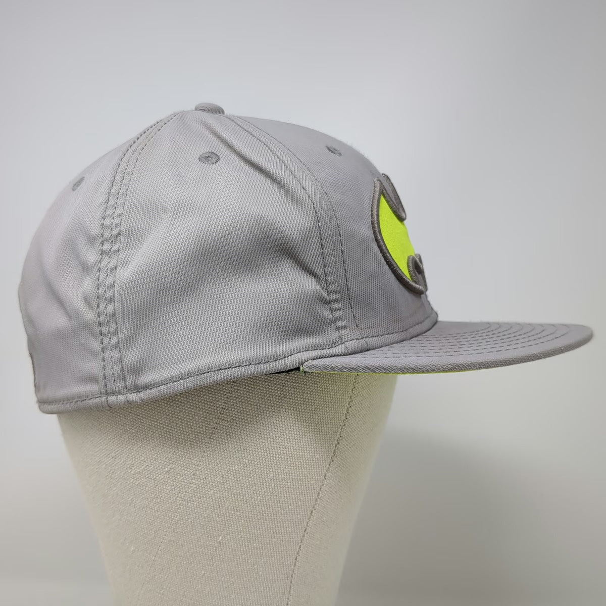 Batman Gray Yellow Baseball Cap One Size Flat Brim Stretch Fit Logo Hat