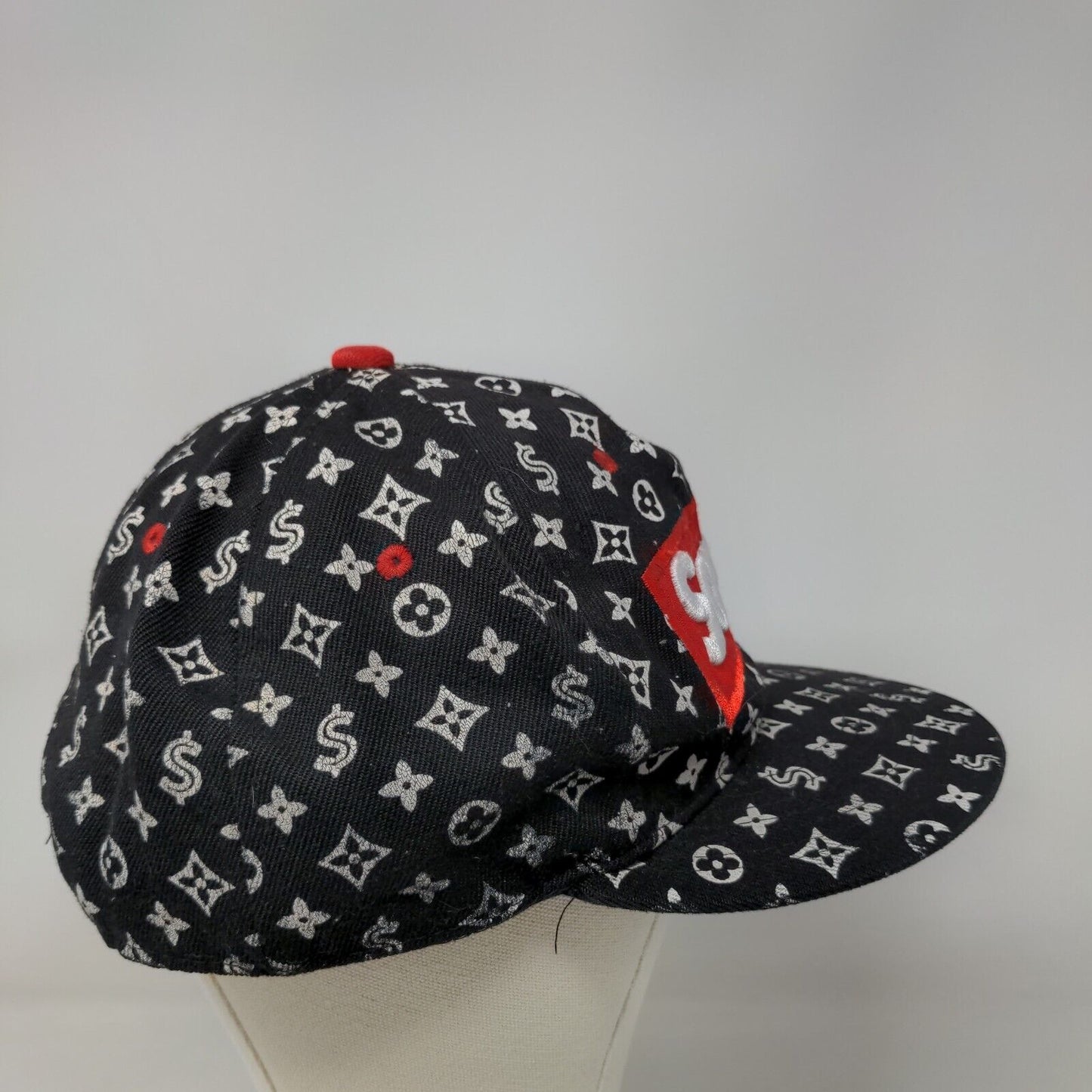 Savage Snapback Hat Black OSFM Adjustable Embroidered Malaki Fits Like A Crown