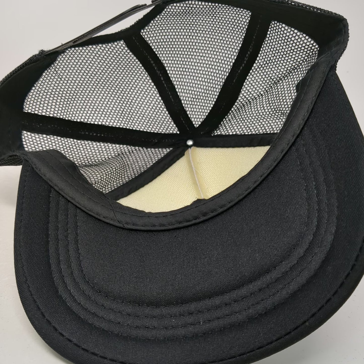 Trucker Hat Black One Size Ignite Animal Skull Mesh Back Snapback Foam Front hat