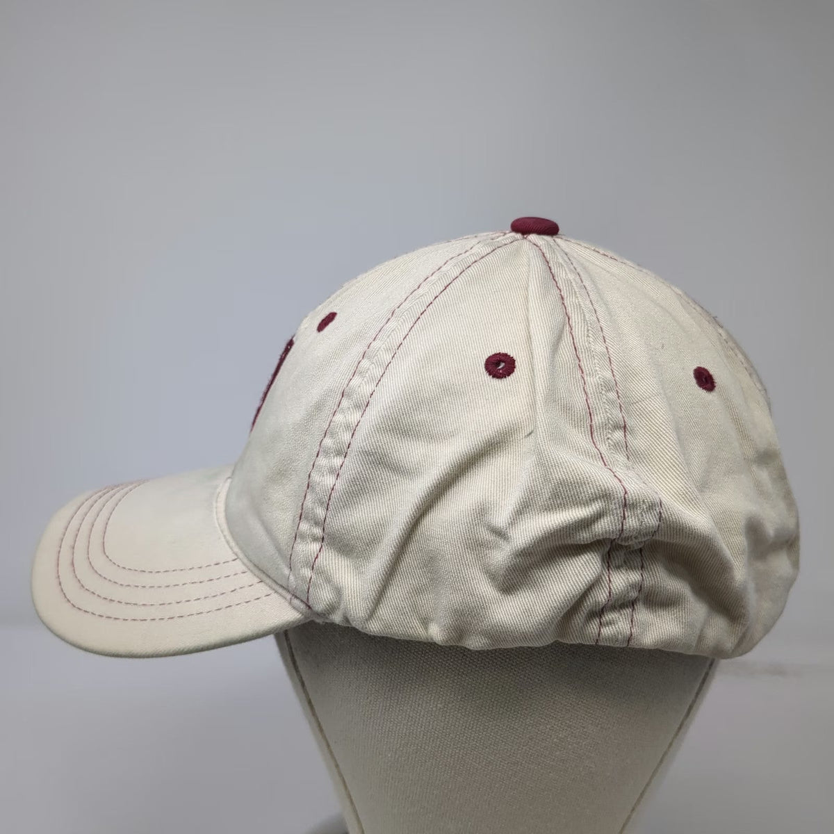Cinch Jeans Beige Red Baseball Cap Hat M Shield Patch Fitted Contrast Stitch